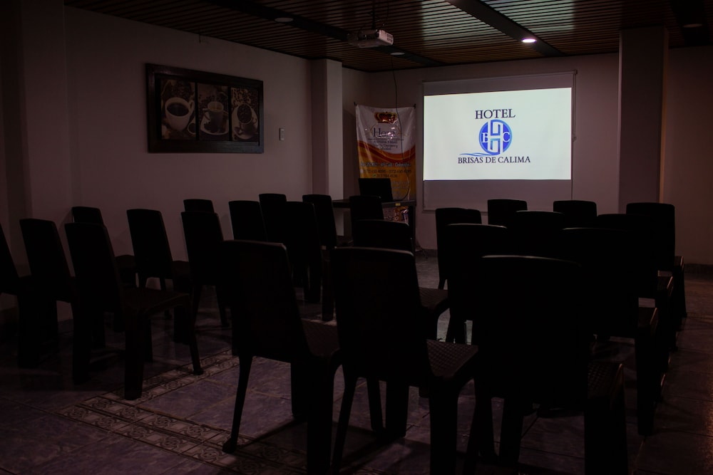 Hotel Brisas de Calima 49/55