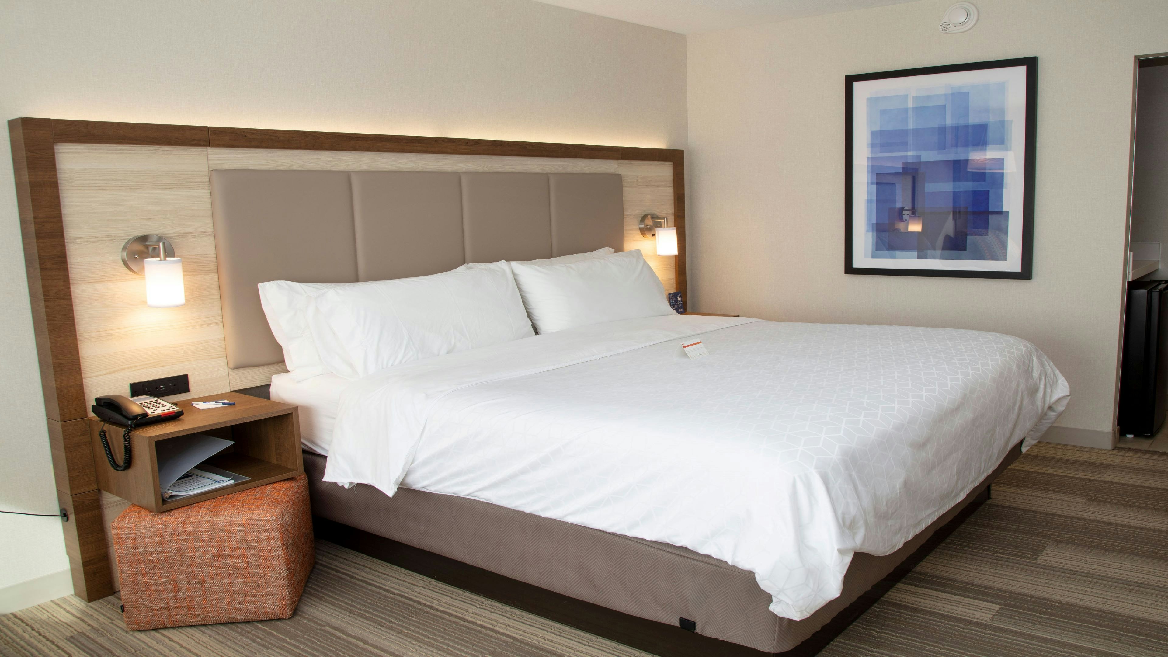 Leisure, King Bed