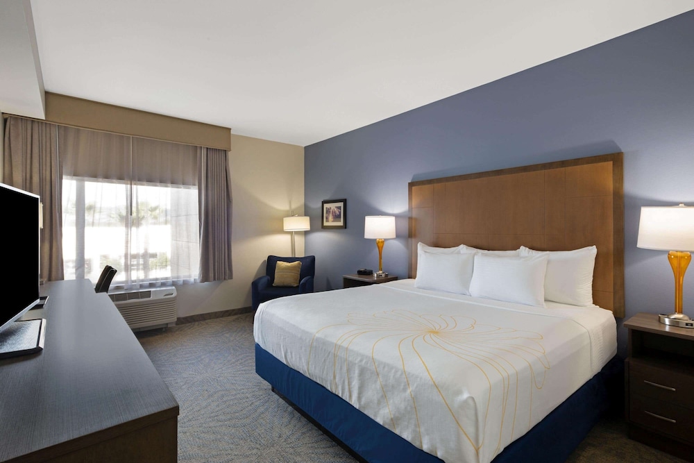 La Quinta Inn Suites By Wyndham Morgan Hill San Jose South 15/46