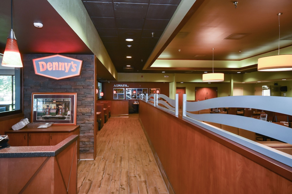 Holiday Inn Lumberton North - I-95, an IHG Hotel 28/41