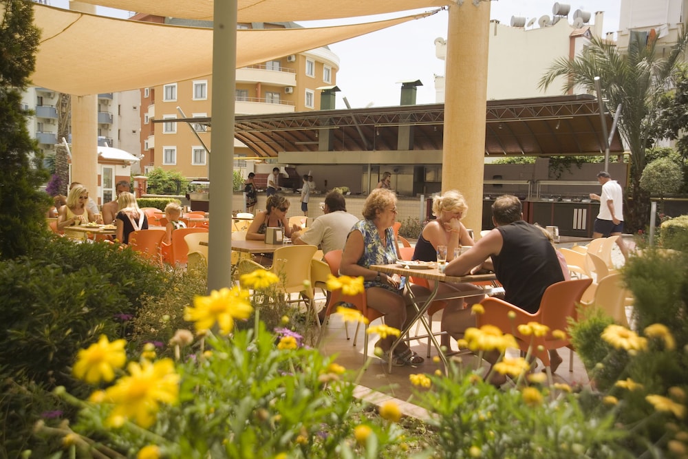 Alaiye Resort & Spa Hotel 49/50