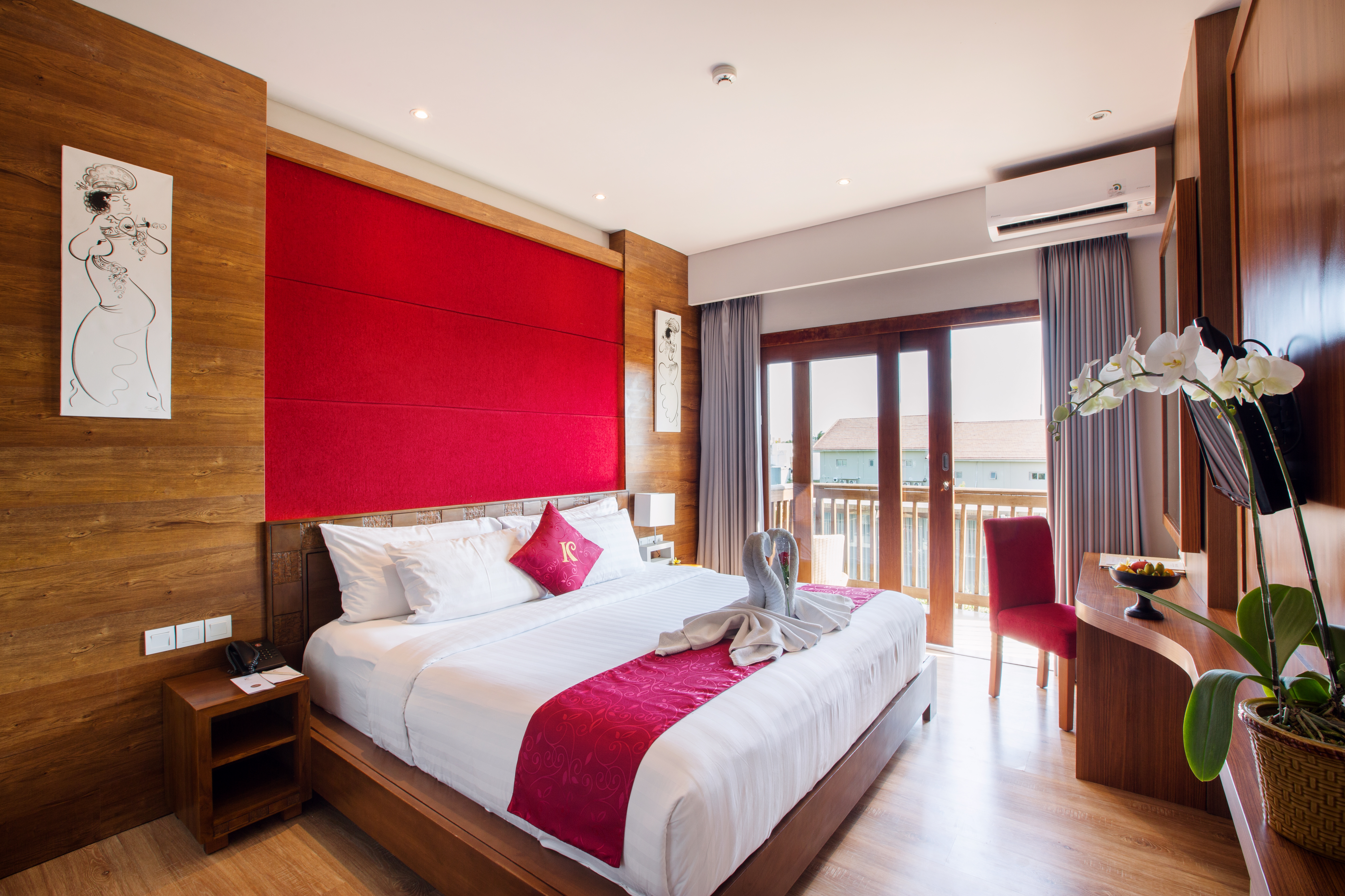 Standard, Double or Twin Bed