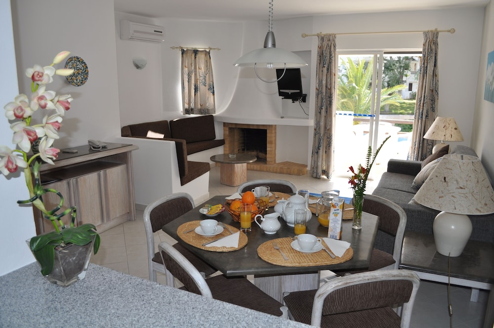 Balaia Golf Village 91/94