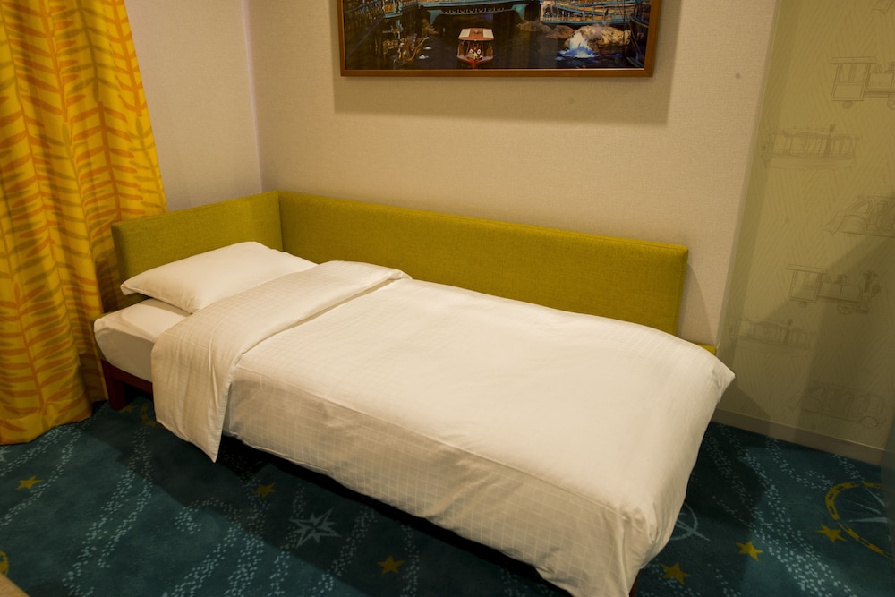 TOKYO DISNEY CELEBRATION HOTEL 19/50