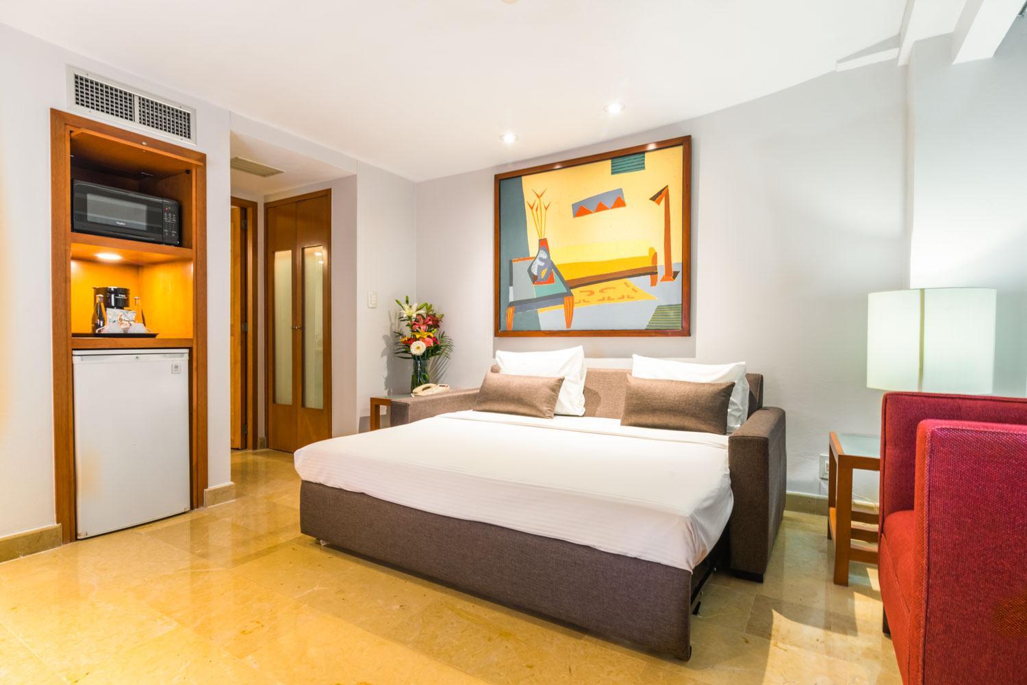 جناح جونيور بسريرين مزدوجين، Eurostars Zona Rosa Suites 3/7