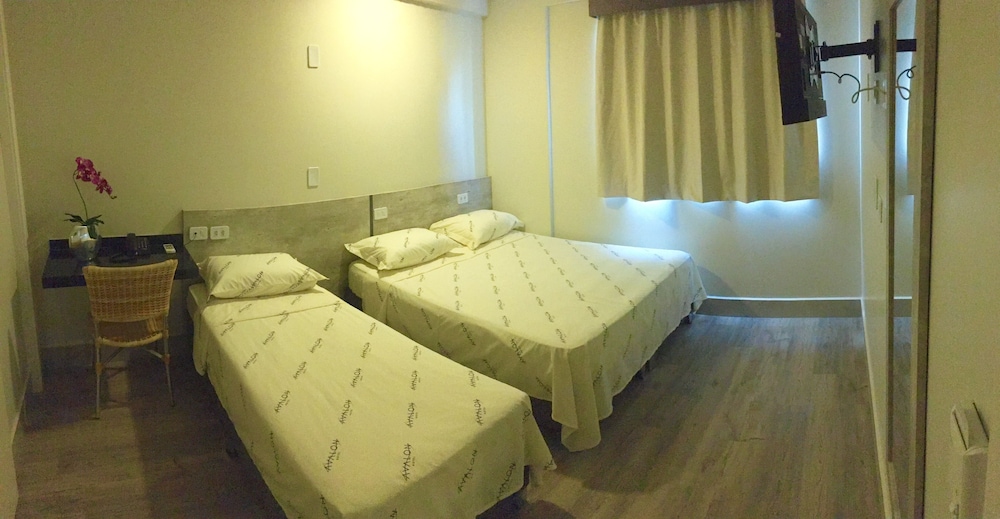 Avalon Hotel 21/49