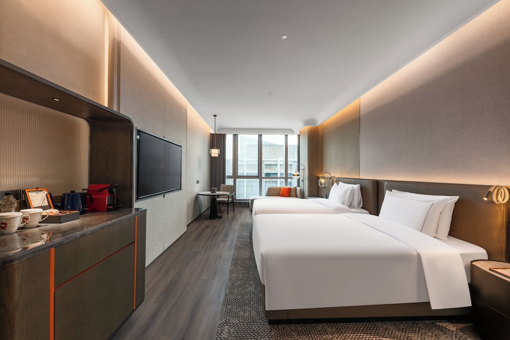 UrCove by HYATT Shenzhen Bay Mixc 12/58