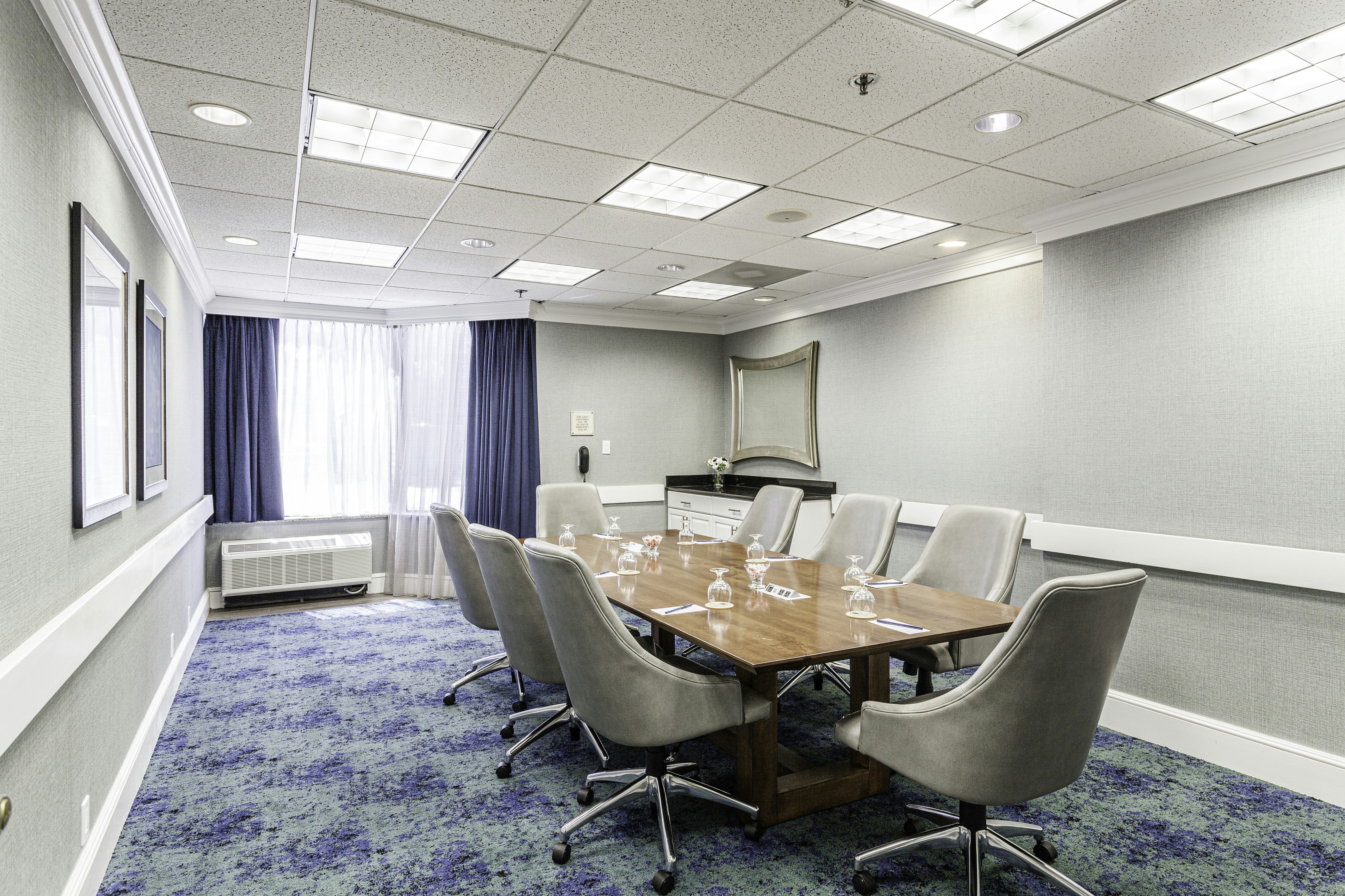 Doubletree Memphis 57/68