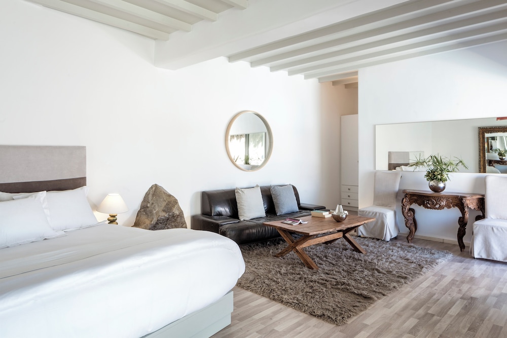 جناح ديلوكس بسرير مزدوج بإطلالة على البحر بمسبح خاص، Smy Mykonos Suites Villas 5/9