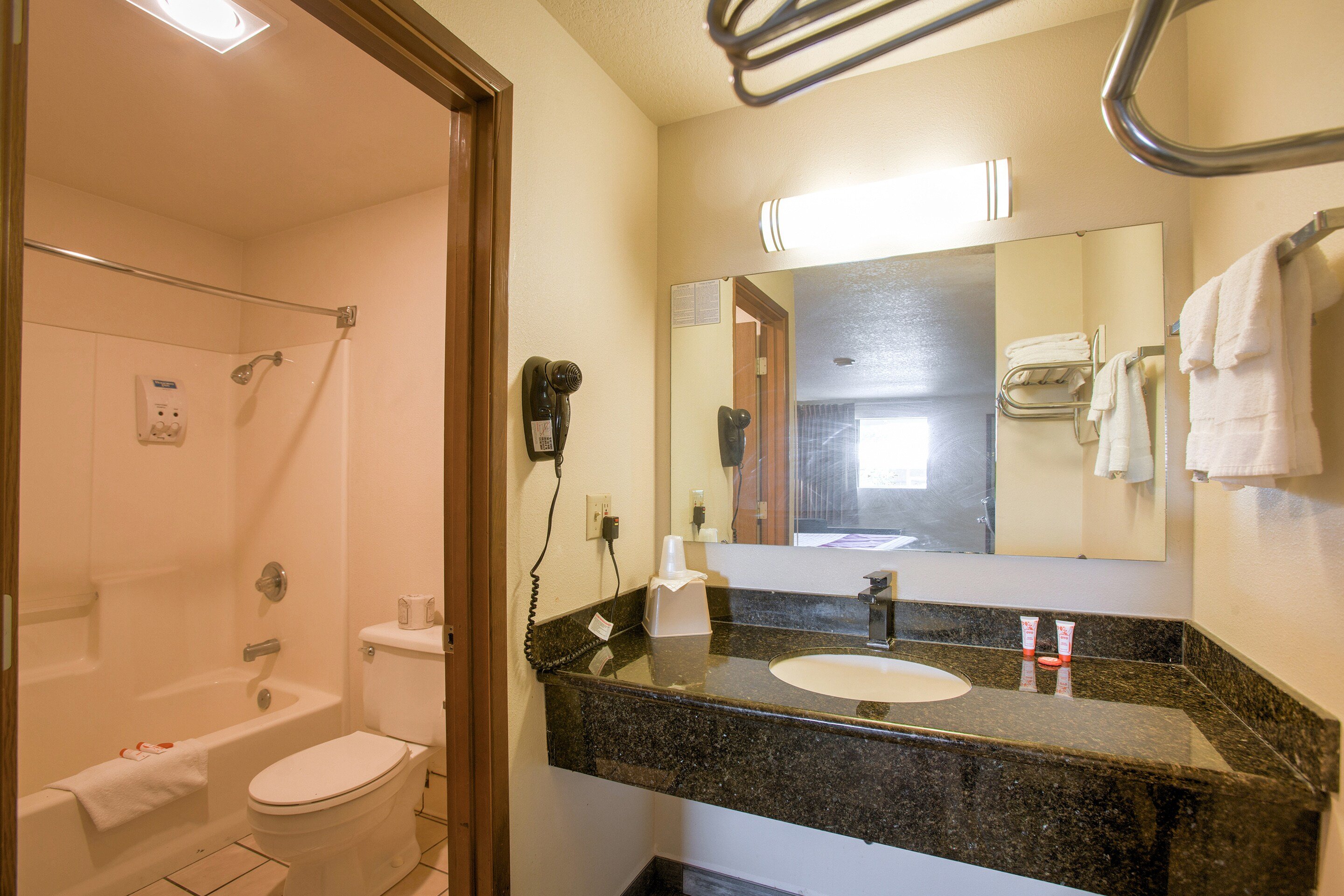 Woodland Hotel and Suites 12/13