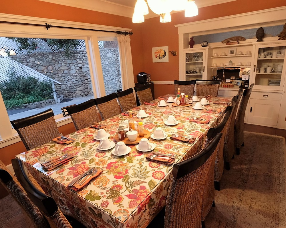 Arroyo Vista Inn 57/72