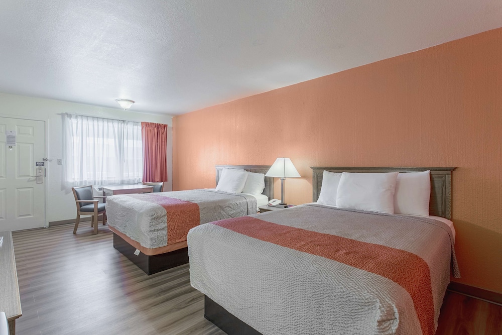 Motel6 Lordsburg, NM 21/58