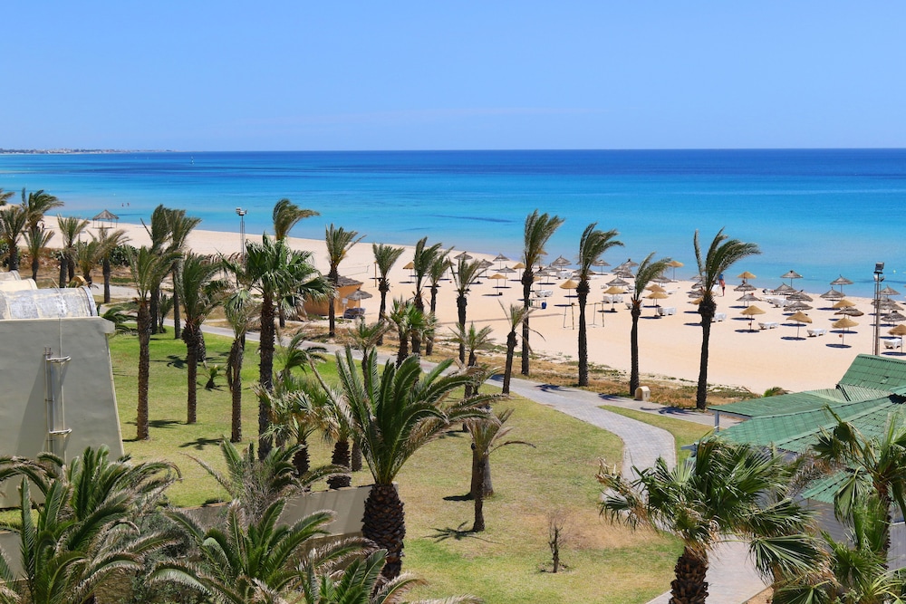 Omar Khayam Resort and Aqua Park 31/39