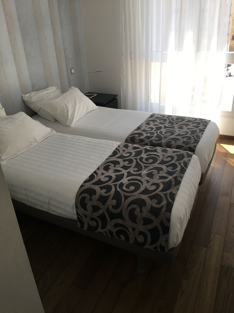 Les Appartements Paris Clichy 10/39