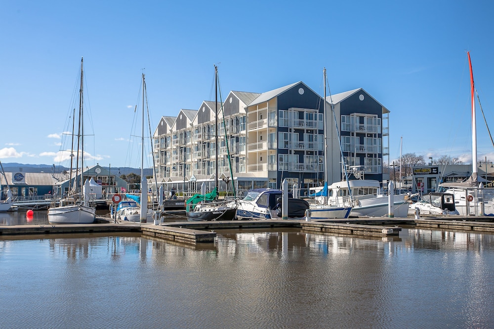 Peppers Seaport Launceston 56/58