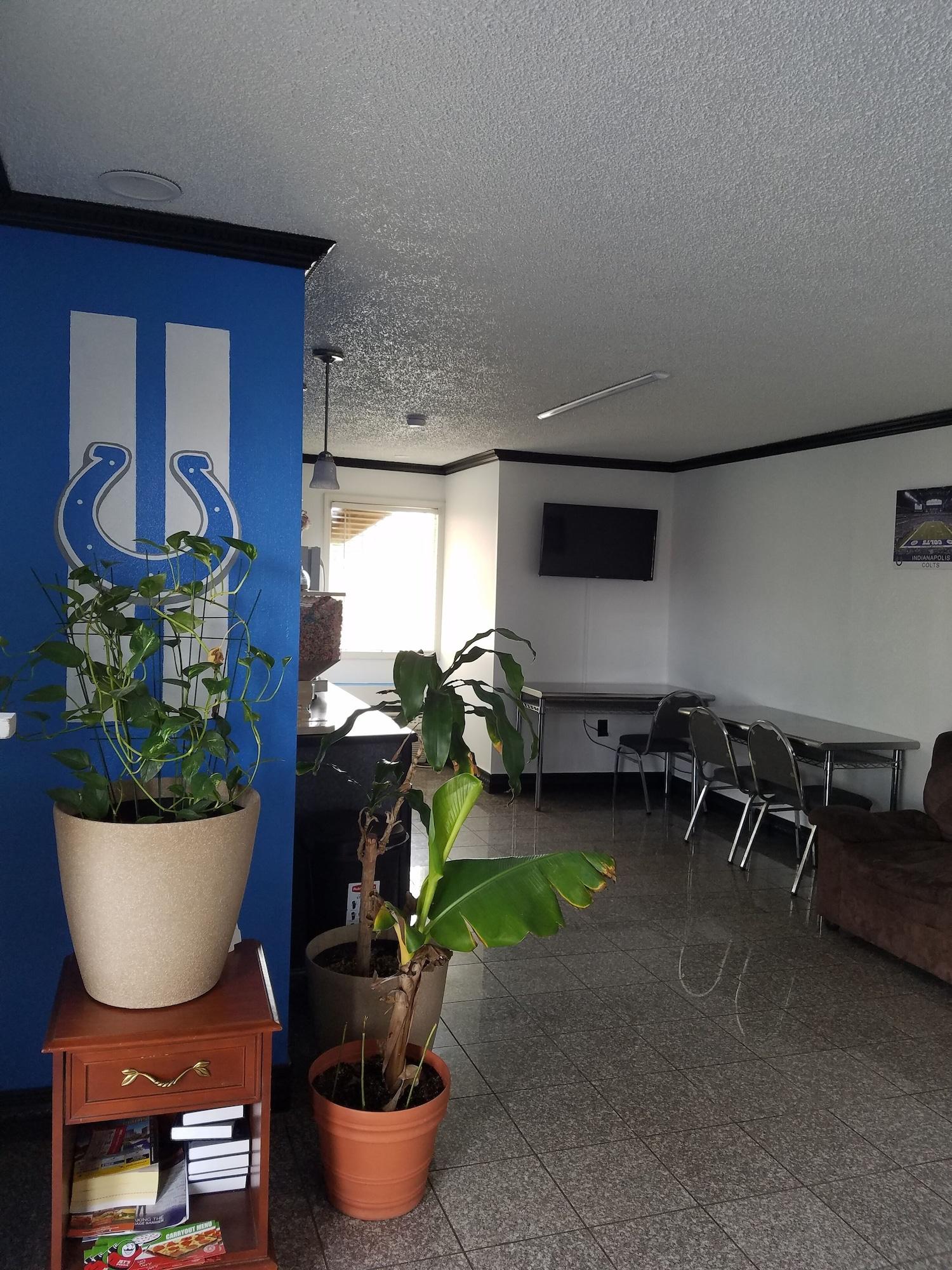 Americas Best Value Inn-Indy South 10/13