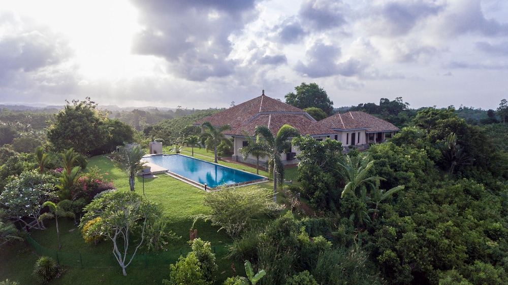 Villa Mayurana 15/47