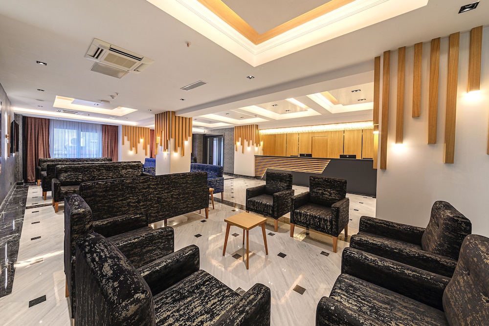 Demiray Hotel 37/50