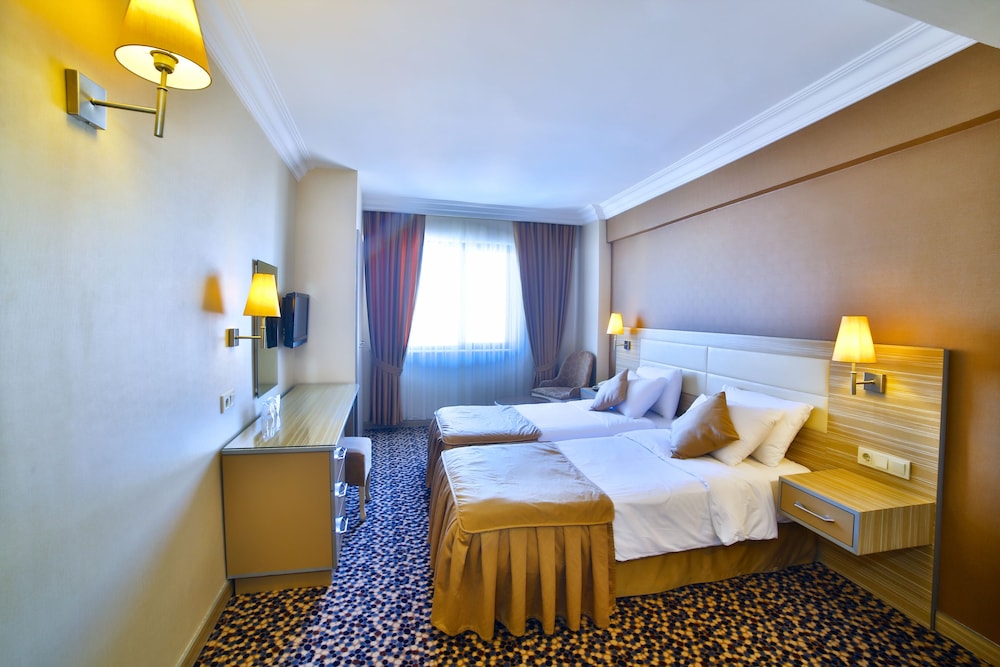 Grand Emin Hotel 17/47