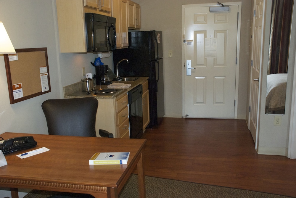 Candlewood Suites Bordentown-Trenton 15/79