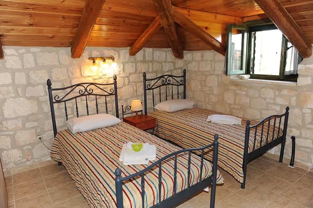 Ammos Villas 17/39