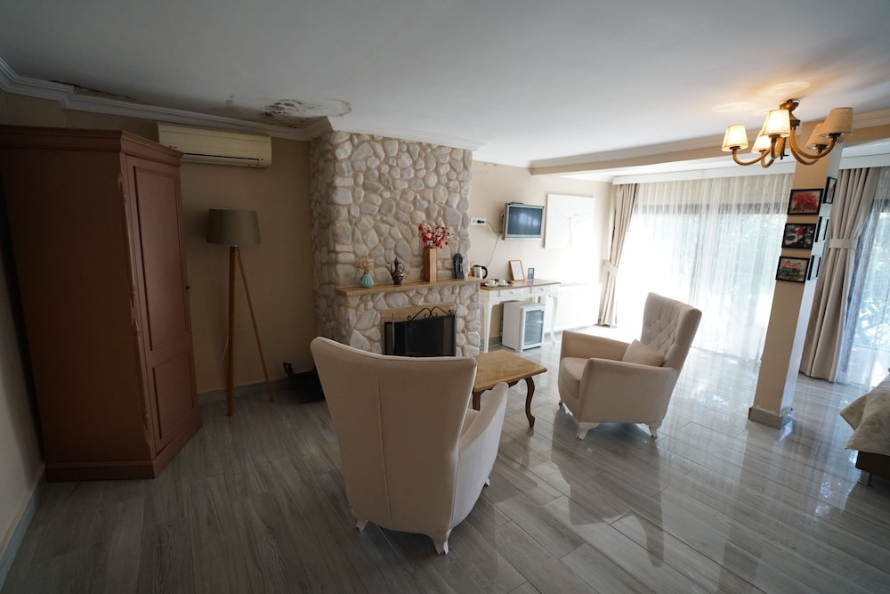 Alesta Butik Otel 22/36