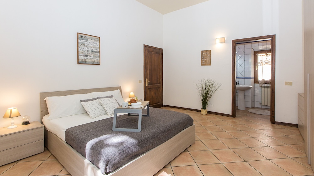 Rental In Rome Rosselli Palace Apartment 2 15/50