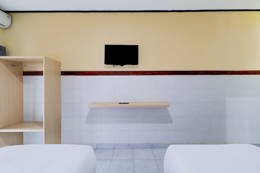 Townhouse Oak Legian Near Legian Beach Formerly Sayang Maha Merta 59/69