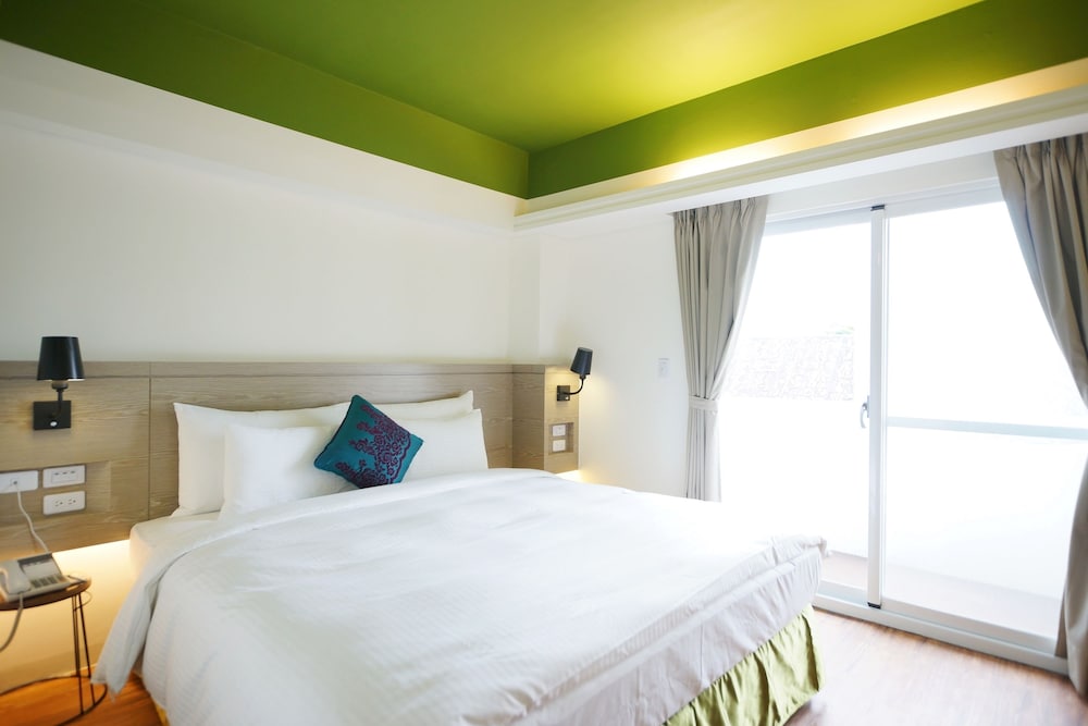 STANDARD, DOUBLE BED