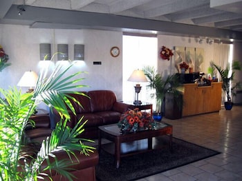 Santa Fe Inn Pueblo 25/31