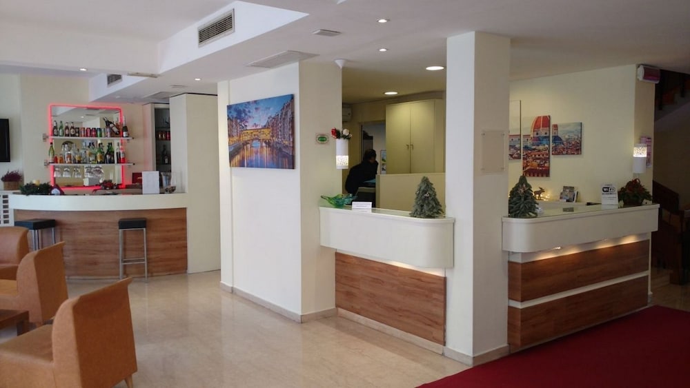 Meridiana Hotel 10/56