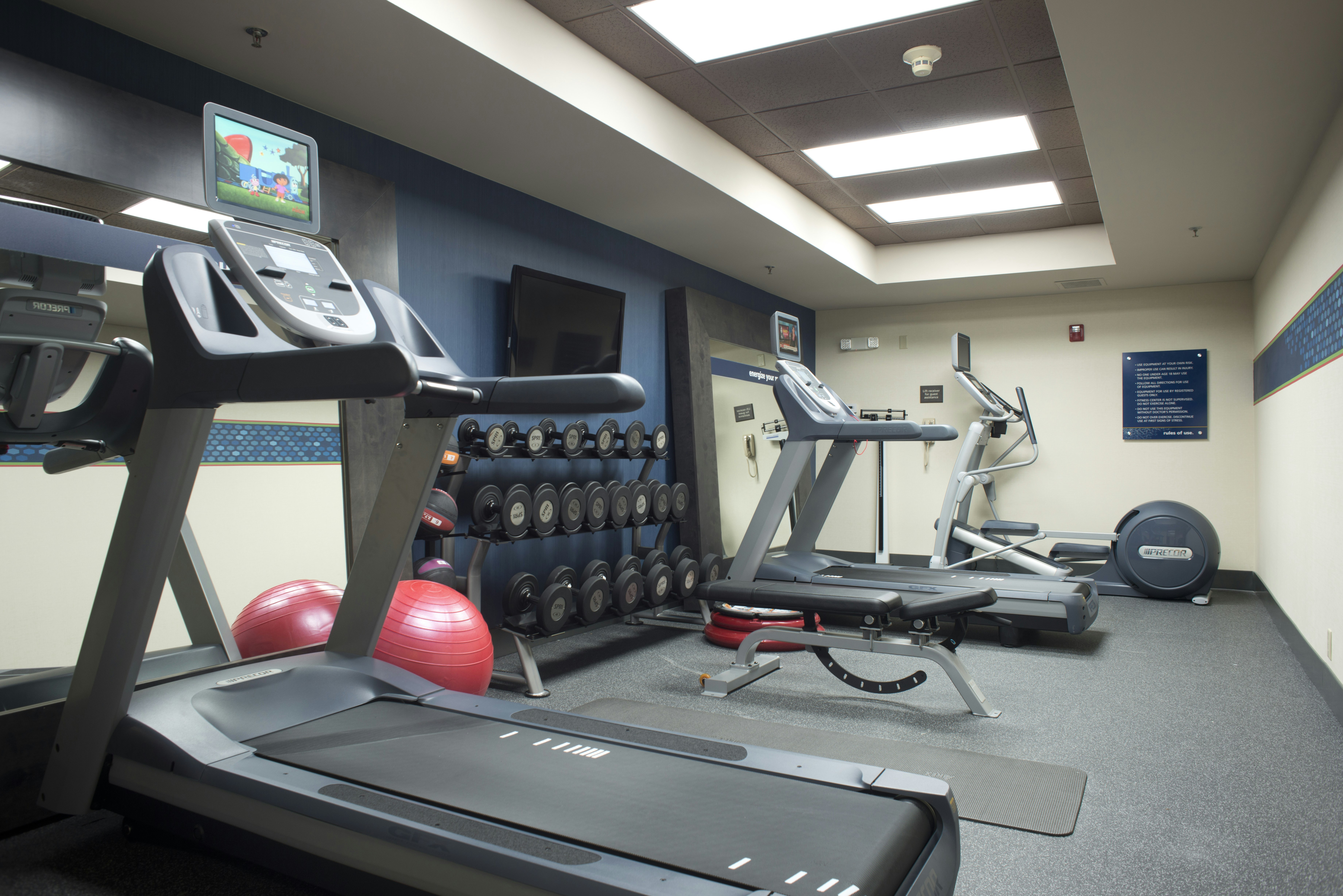 Hampton Inn Milledgeville 26/48