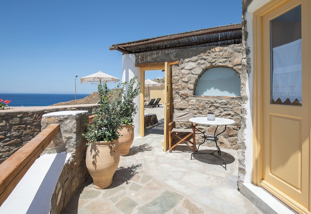 Anerousses Mykonian Traditional Houses 21/50