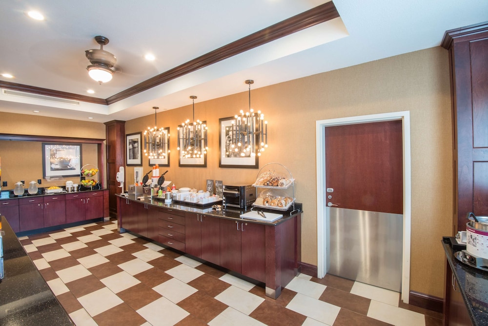 Hampton Inn Kingston 17/39