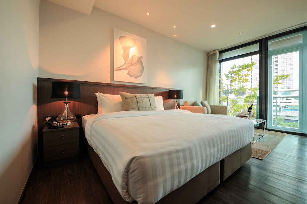 Civic Horizon Hotel Residence 14/49