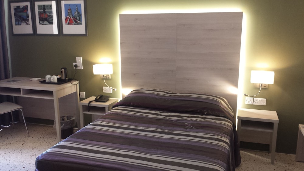 Il Palazzin Hotel 33/65