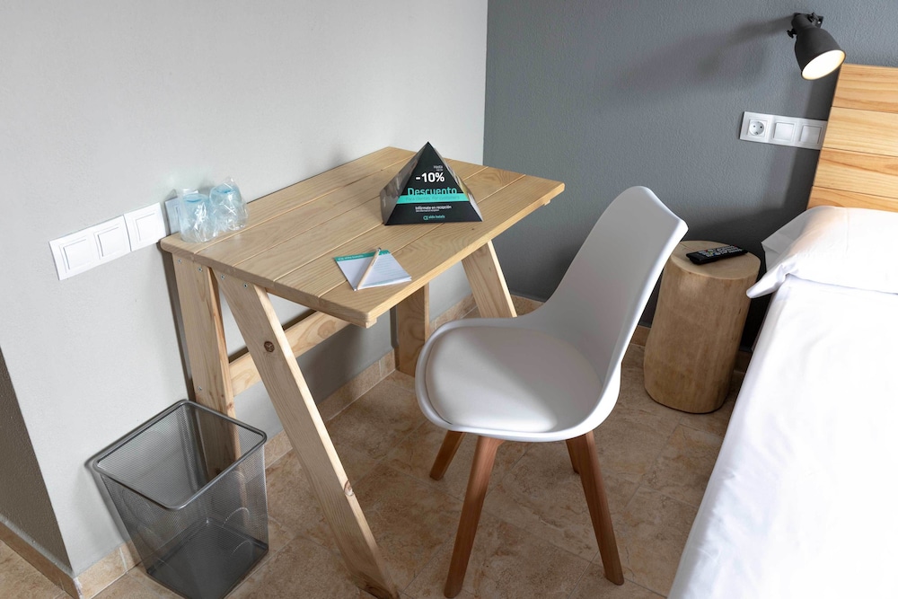 Albergue Alda Estella Hostel 51/61