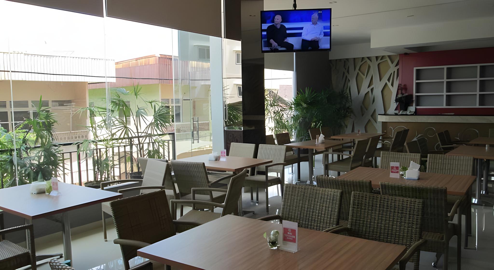 Borneo Hotel 27/37