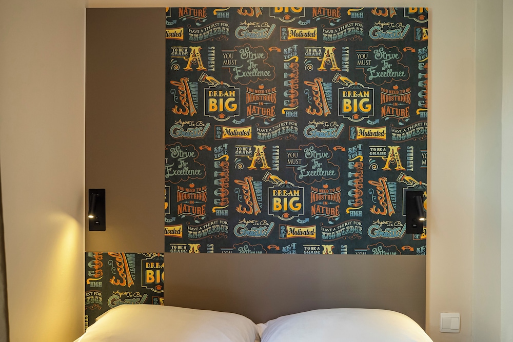 Fragrance Hotel - Oasis 49/55