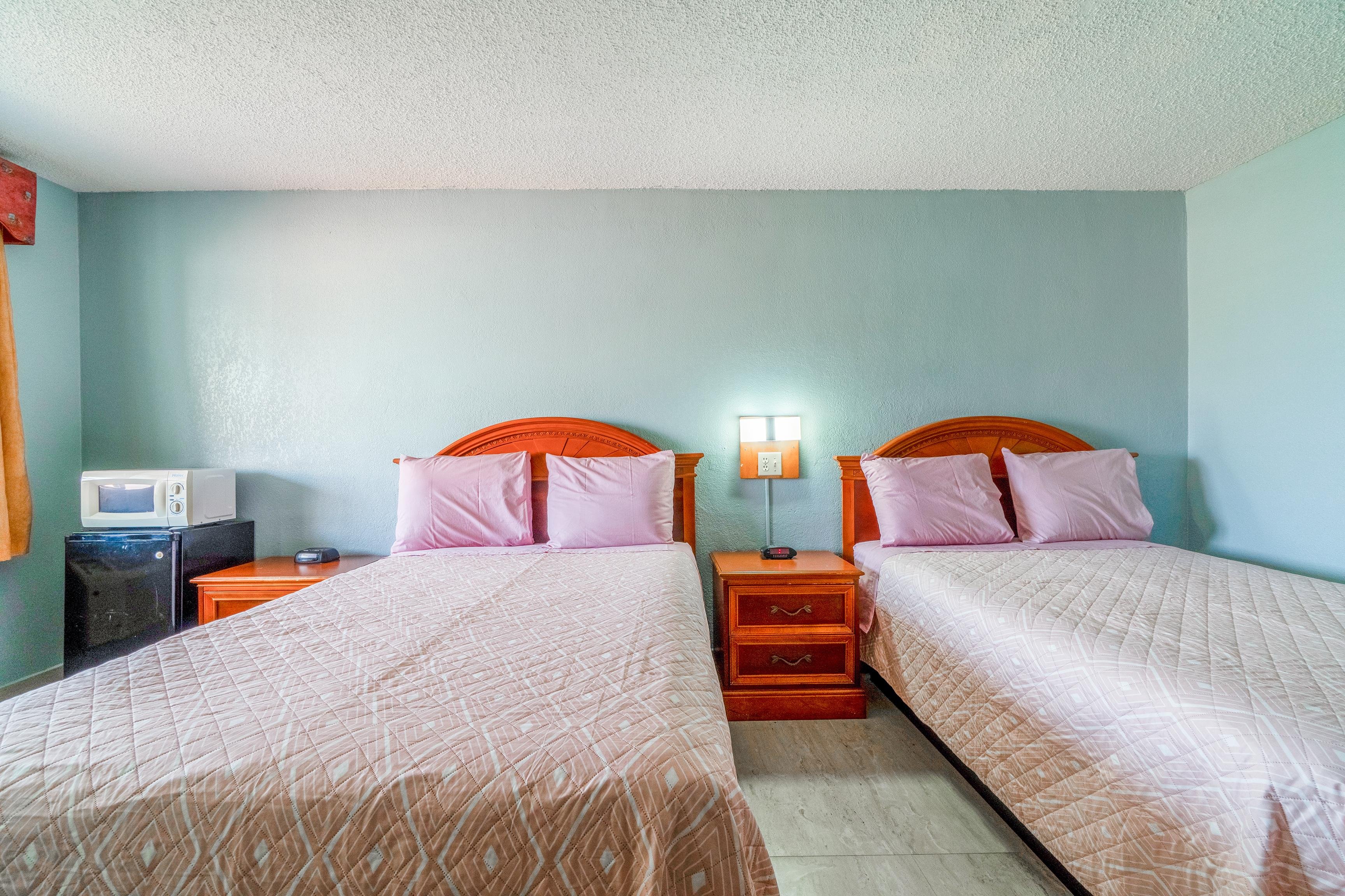 Lone Star Inn & Suites Harlingen TX 26/60