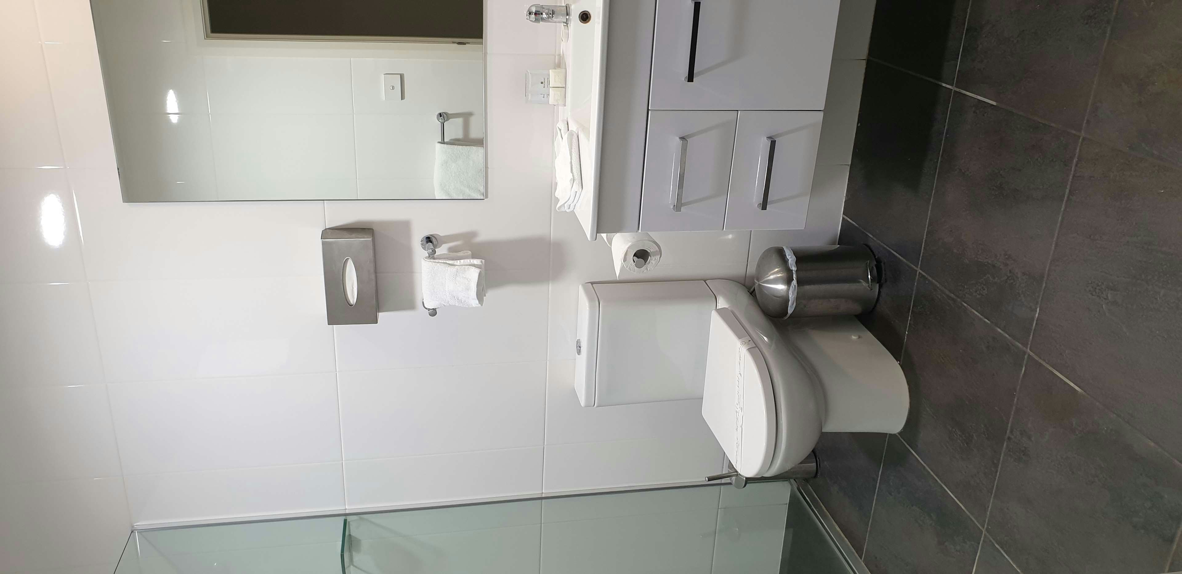 Belconnen Hotel Motel Serviced Apartments 48/48