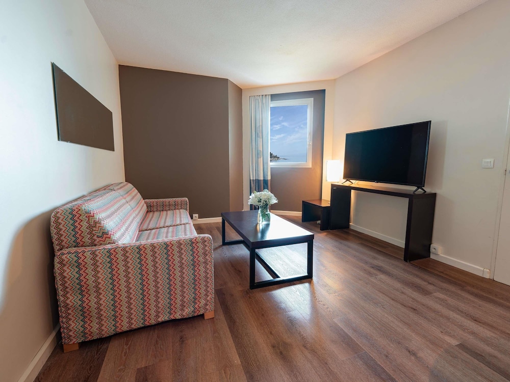 Novotel Dakar 45/63