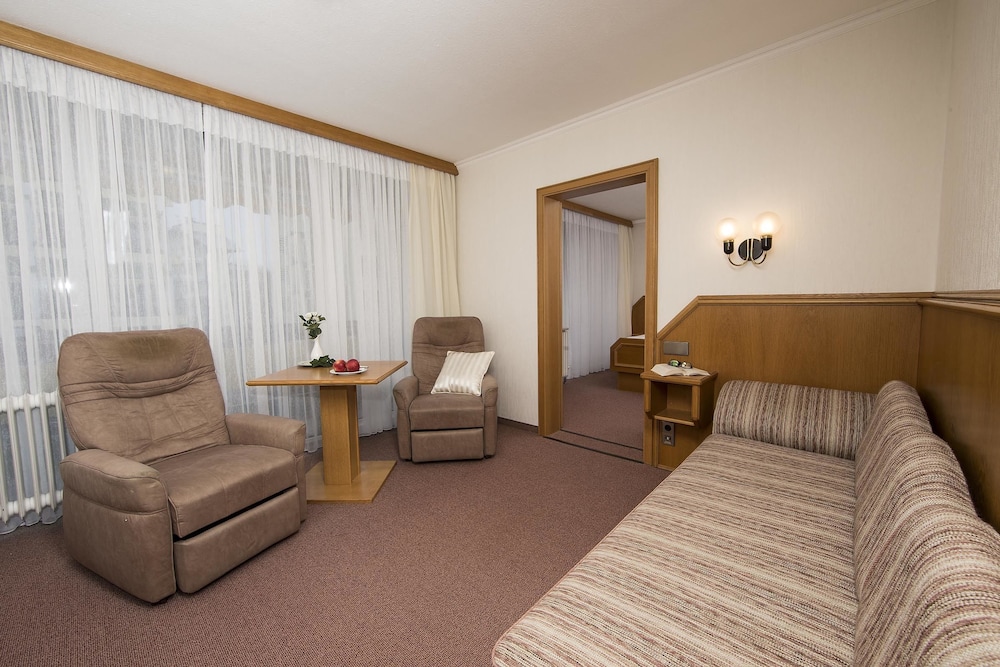 Kurhotel Unter Den Linden 32/51