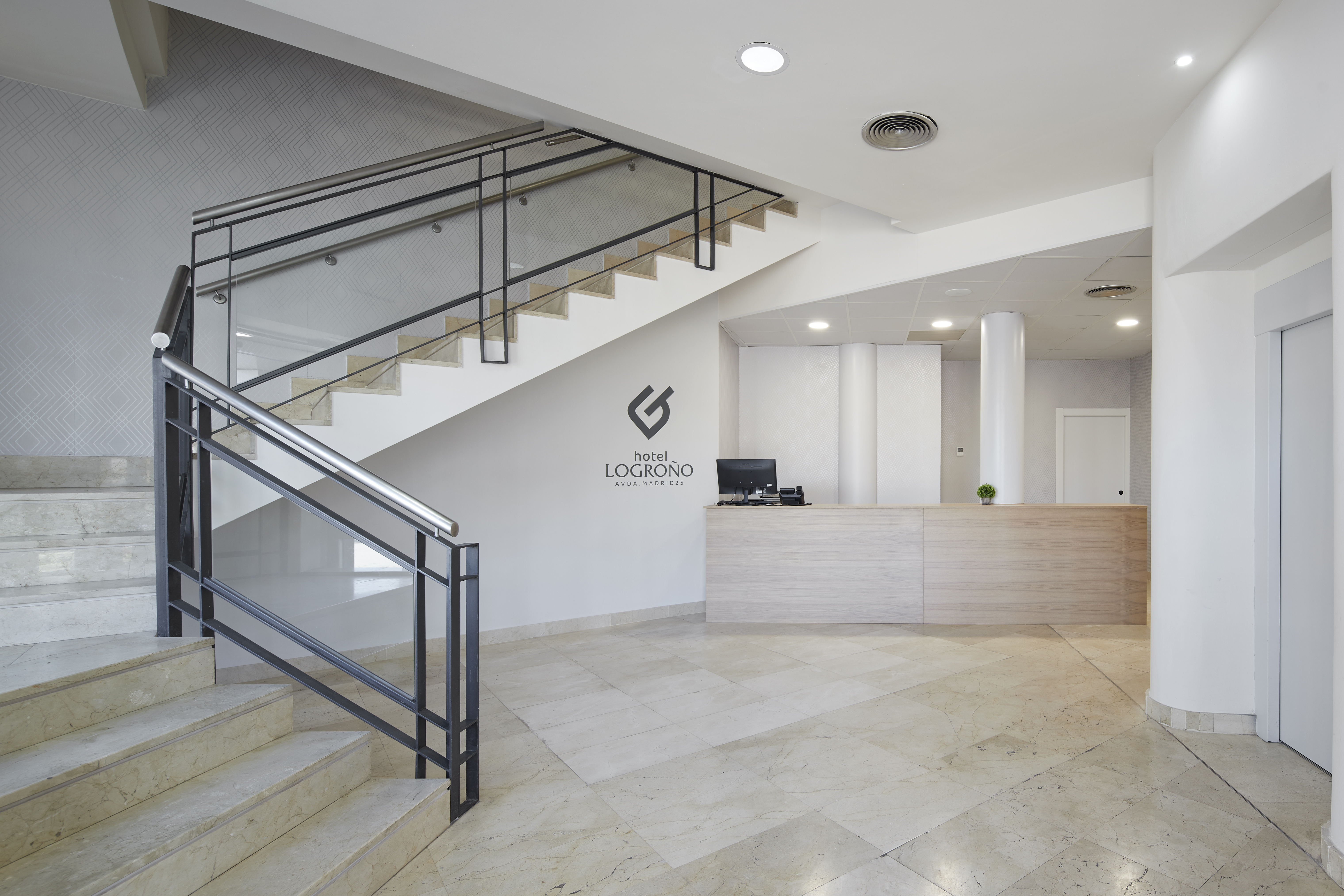 Iraipe Logrono Hotel 4/48