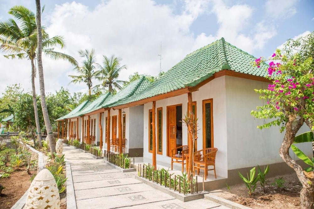 Kubu Reot Taman Asri in BALI