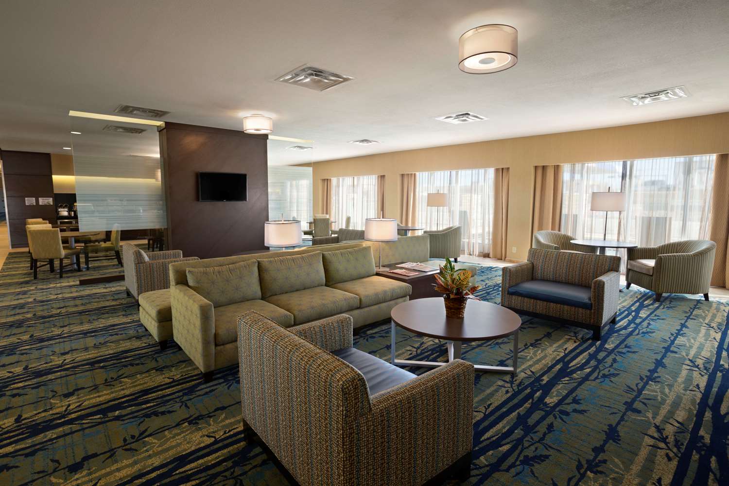 Wingate By Wyndham Seminole 10/23