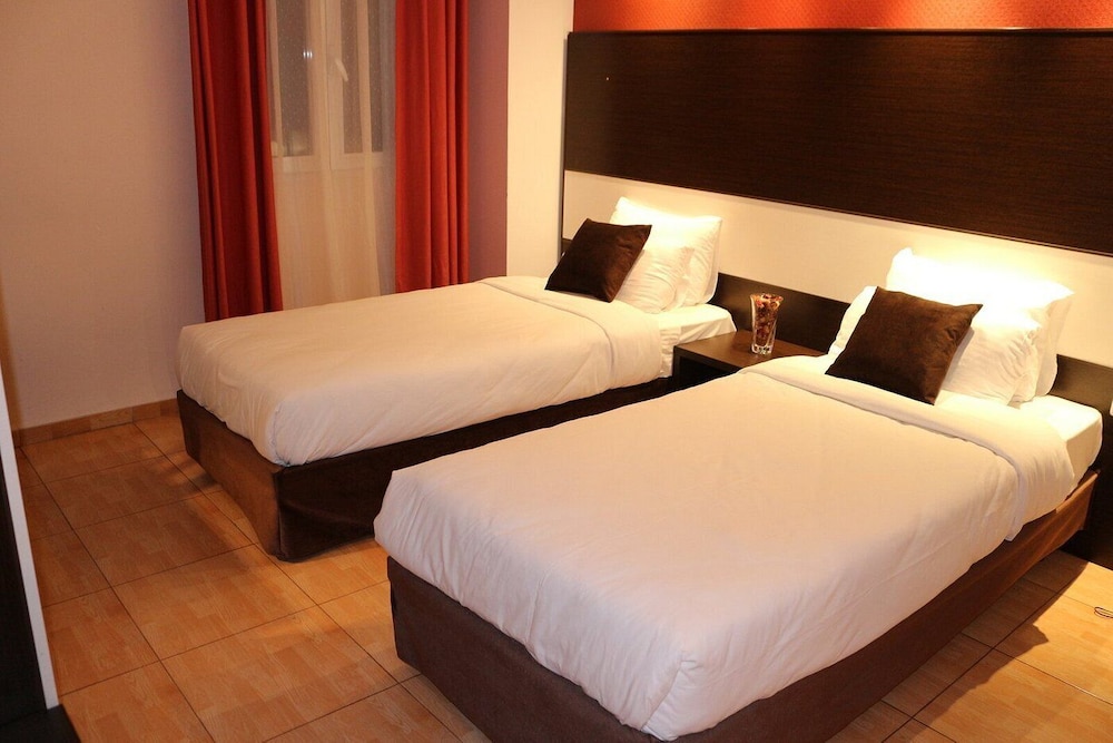 Abc Hotel 17/46