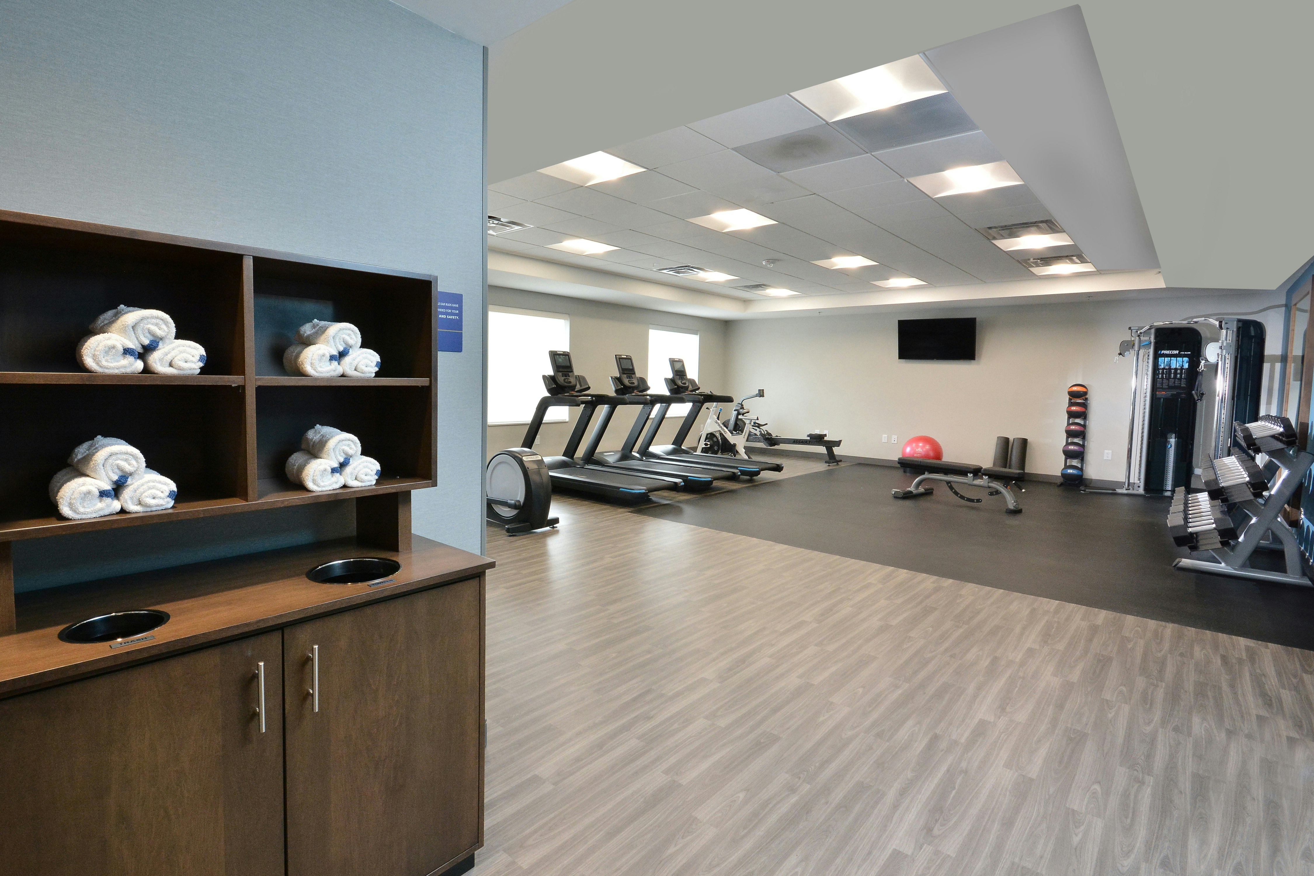 Hampton Inn and Suites Charlotte North I 485 12/22