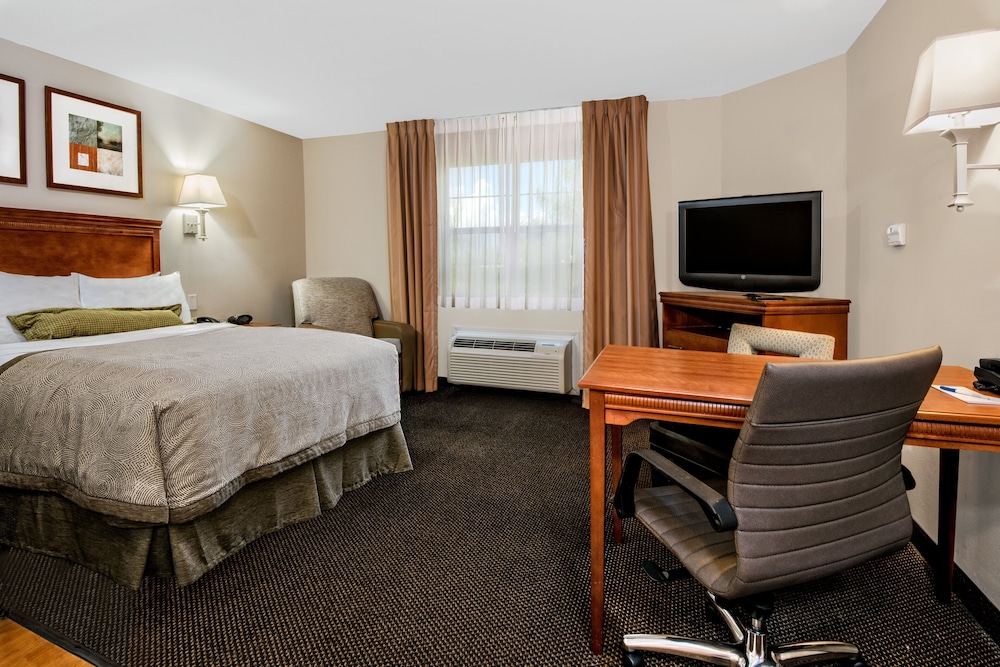 Candlewood Suites Galveston 20/53