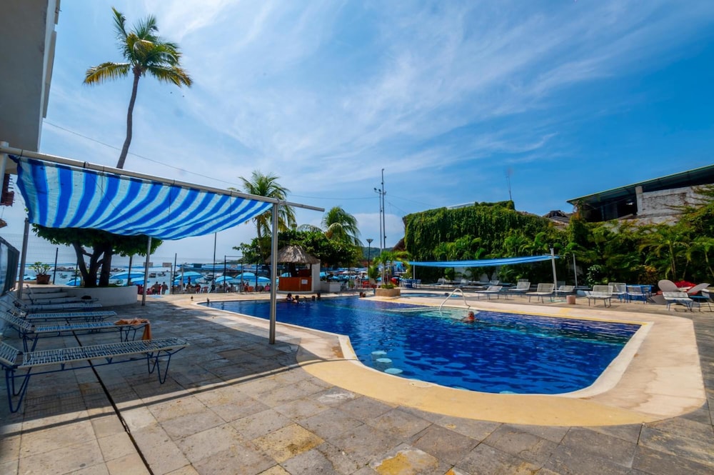 Acamar Beach Resort Acapulco 53/65